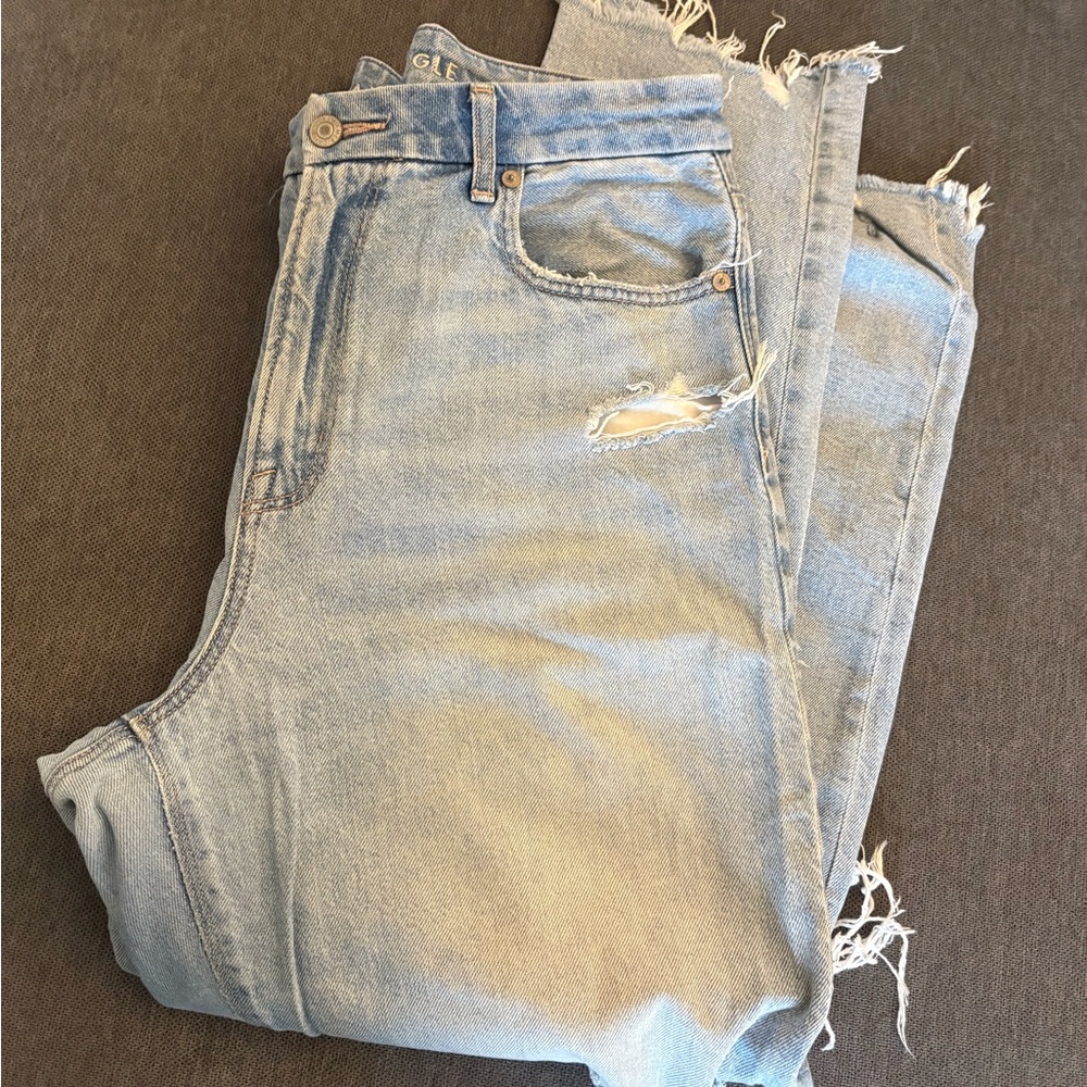 American Eagle Outfitters Light Blue Ripped Boyfriend Jeans